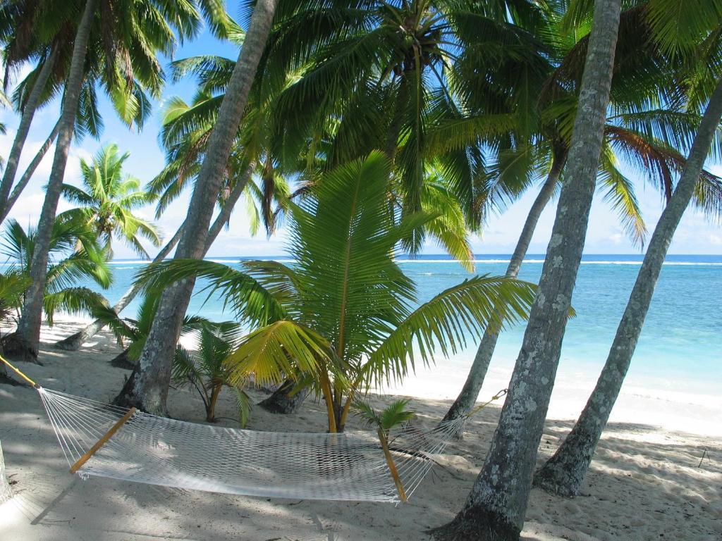 Sunhaven Beach Bungalows (Adults Only) ราโรทองกา ภายนอก รูปภาพ