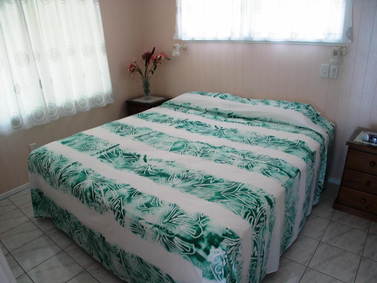 Sunhaven Beach Bungalows (Adults Only) ราโรทองกา ภายนอก รูปภาพ